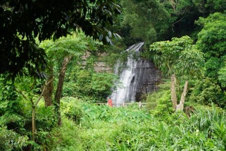 Taipei Sheng Ren Waterfall